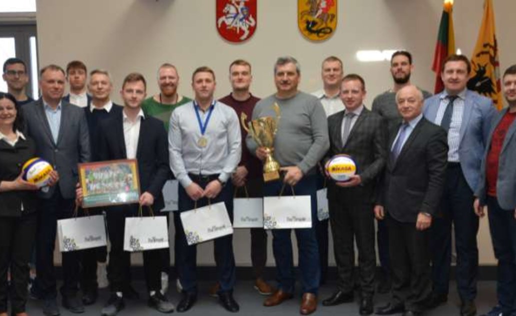 Pasveikinti „Sūduvos“ klubo tinklininkai - Lietuvos vyrų tinklinio čempionai