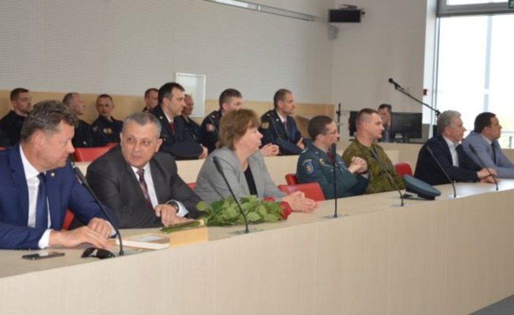 Marijampolės apskrities ugniagesiai gelbėtojai švenčia savo profesijos dieną!