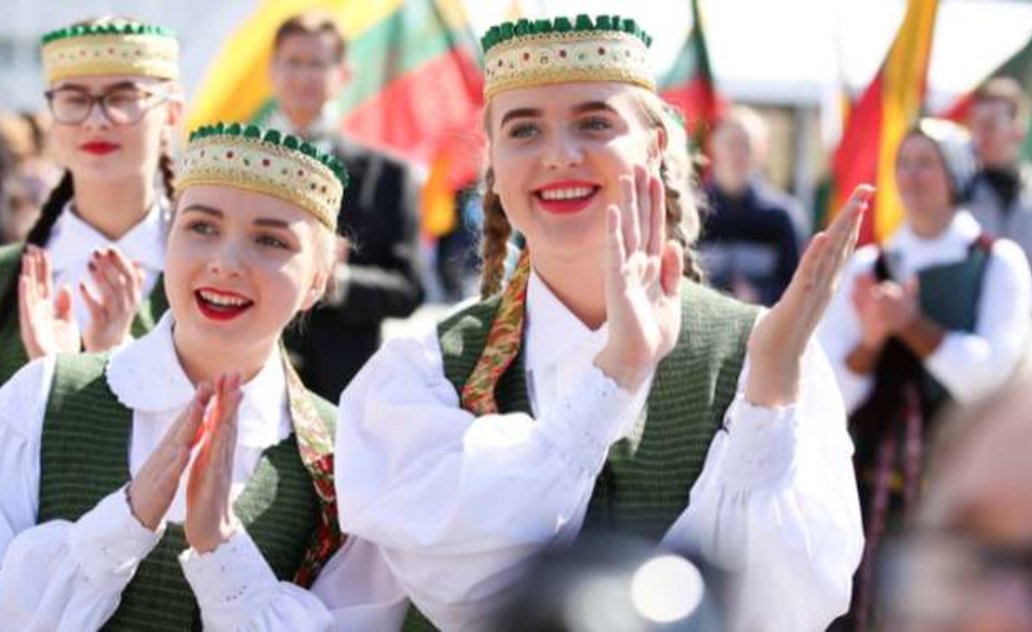 Merės sveikinimas Liepos 6-osios  – Valstybės (Lietuvos karaliaus Mindaugo karūnavimo) dienos proga