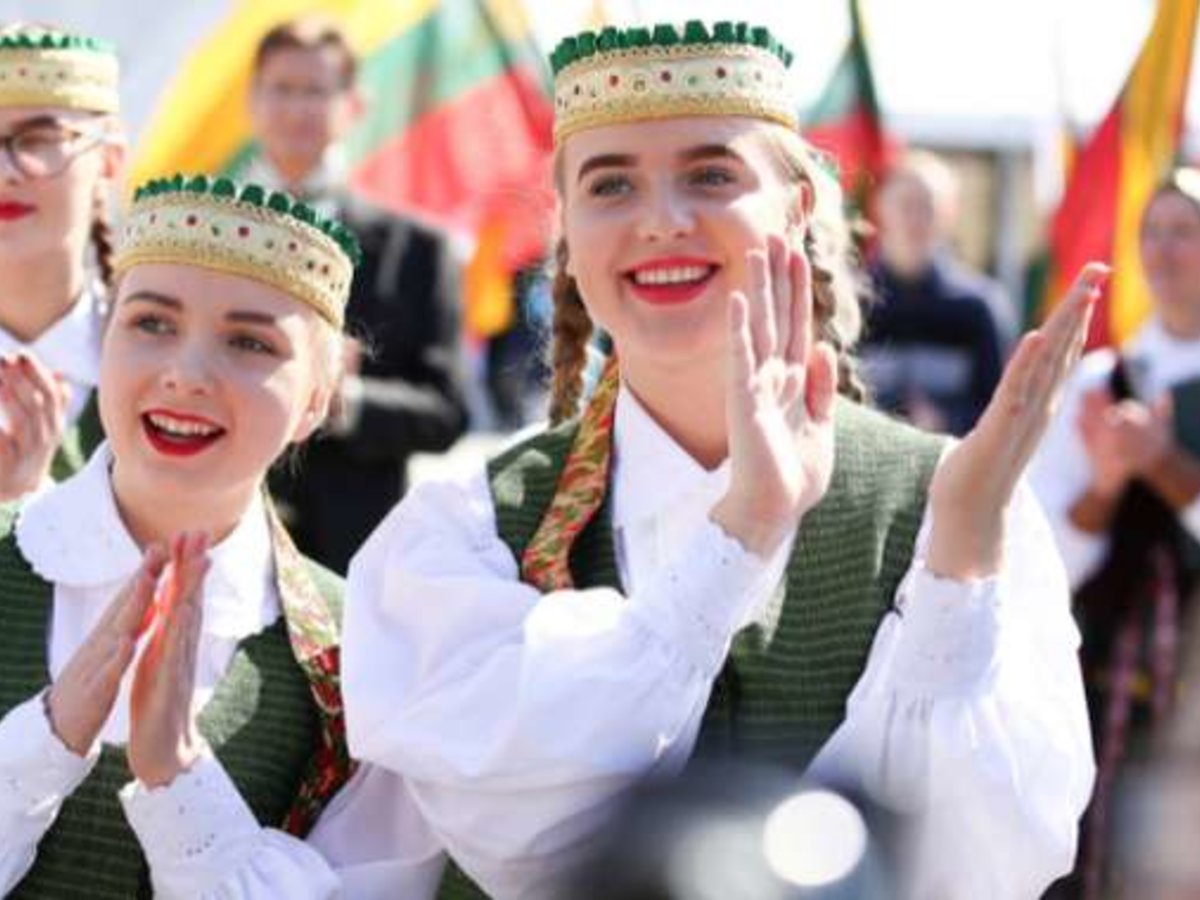 Merės sveikinimas Liepos 6-osios  – Valstybės (Lietuvos karaliaus Mindaugo karūnavimo) dienos proga