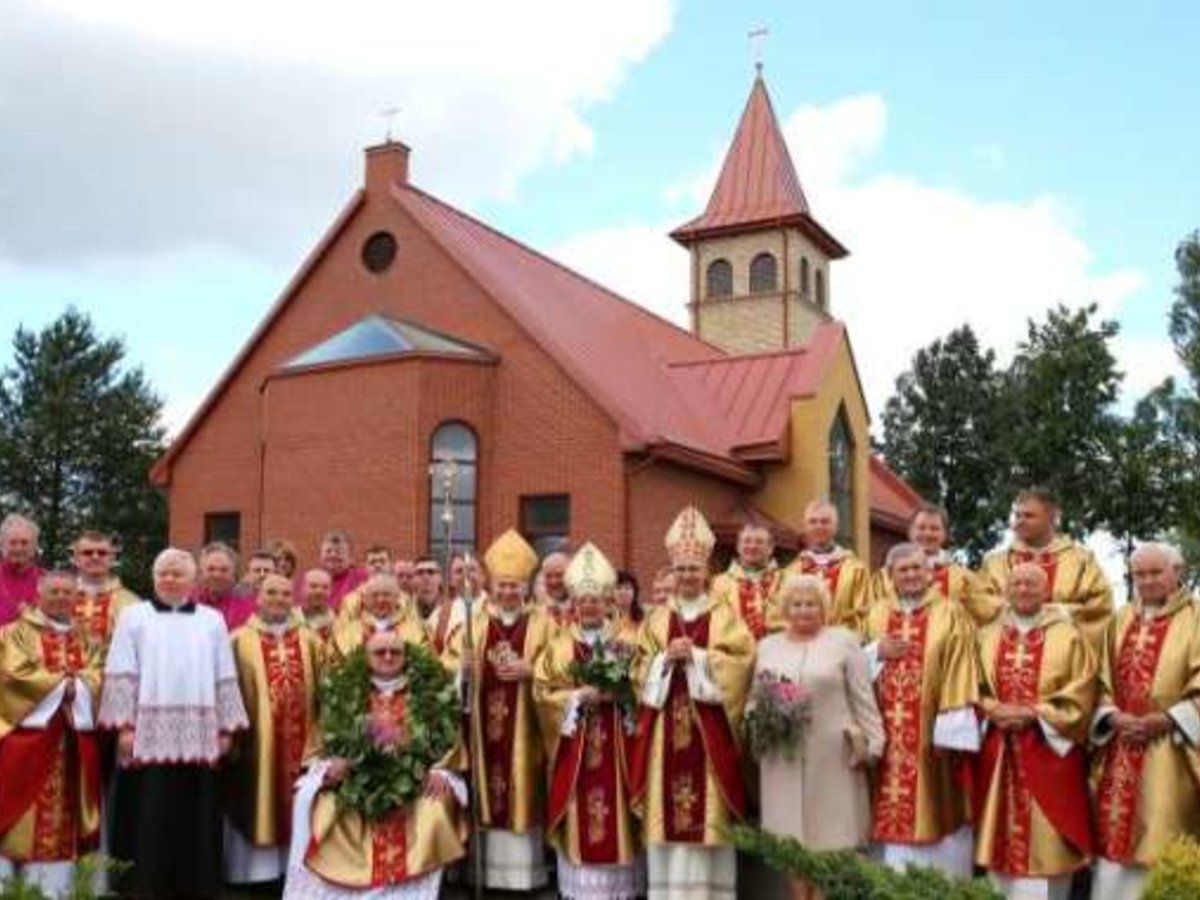 Konsekruota Patilčių Šv. Petro Išvadavimo bažnyčia