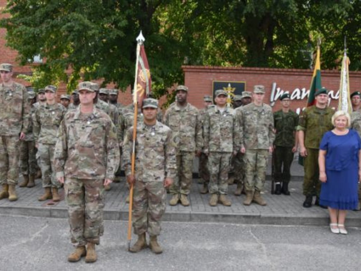 Marijampoliečiai ištarė sudie rotaciją baigusiems NATO kariams iš JAV
