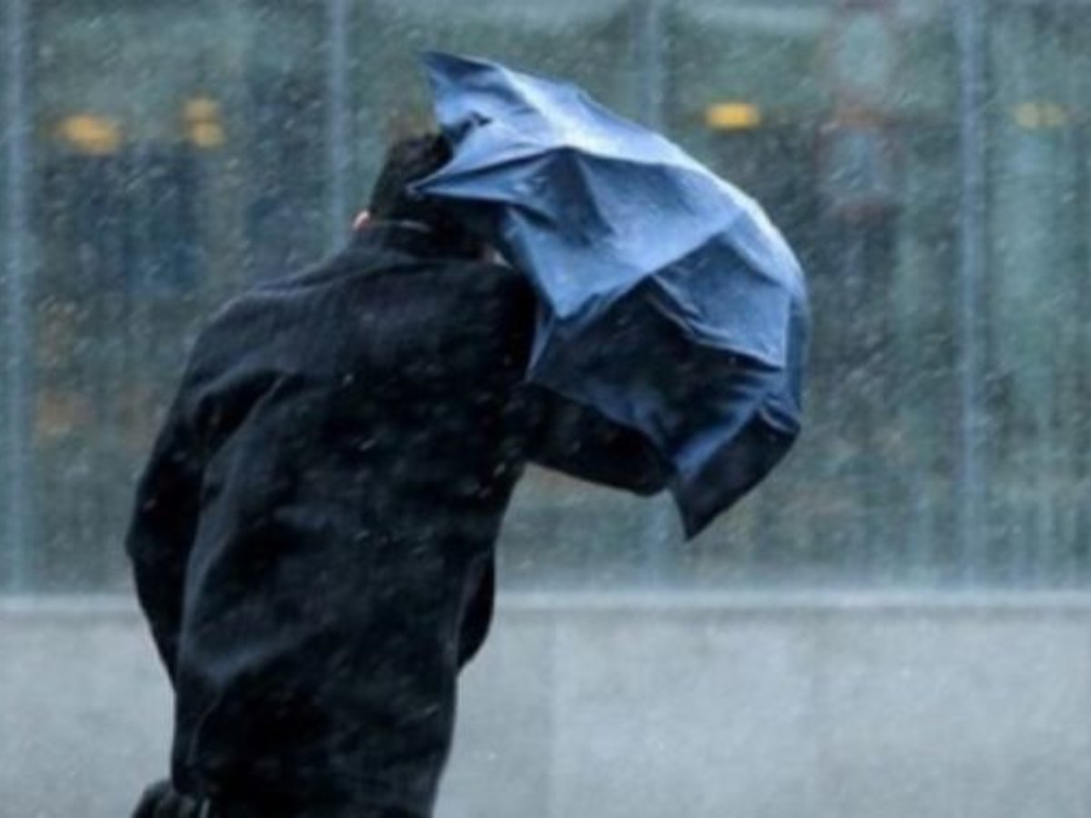 Perspėjimas apie pavojingą meteorologinį reiškinį - vėją
