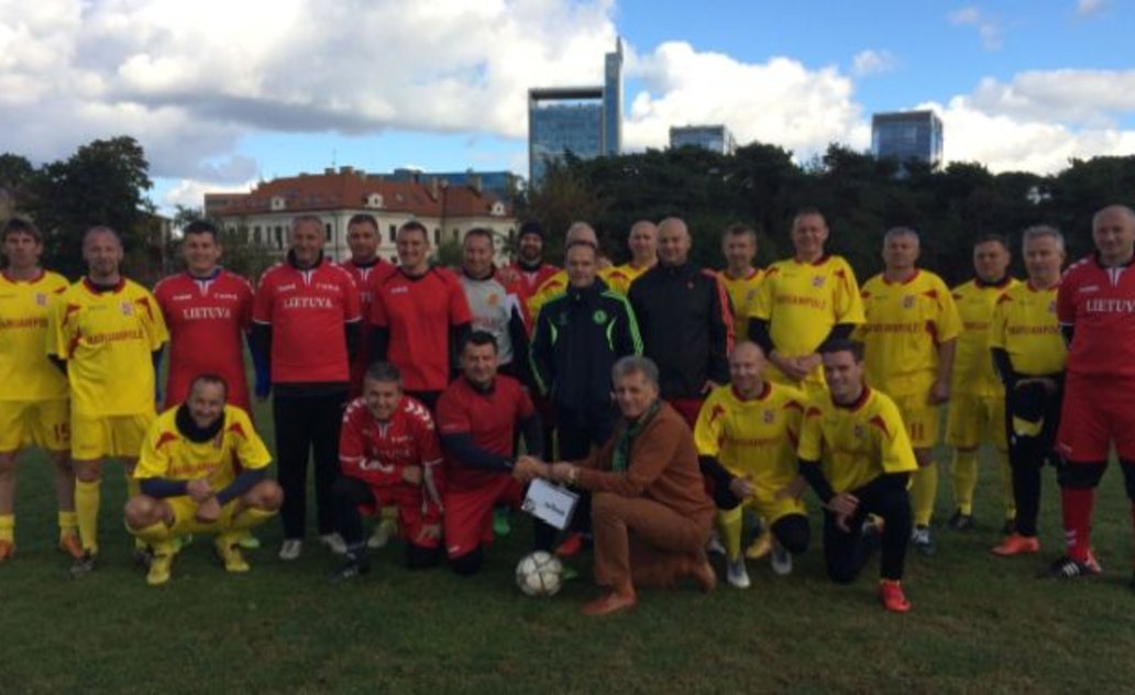 Marijampoliečiai iš „Seimo“ futbolo klubo jubiliejinio turnyro parvežė 3-ios vietos taurę