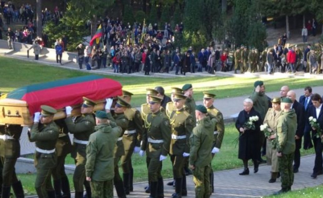Marijampoliečiai atidavė pagarbą partizanų vado Adolfo Ramanausko-Vanago atminimui