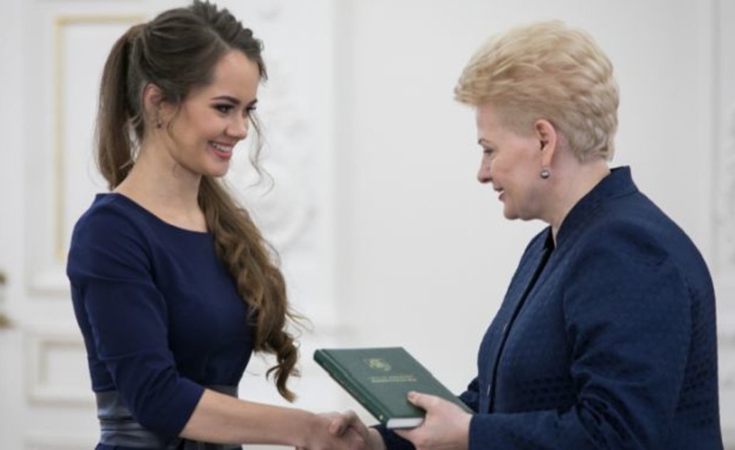 Evelina Mincevičiūtė antrą kartą Konstitucijos egzamino nugalėtoja!