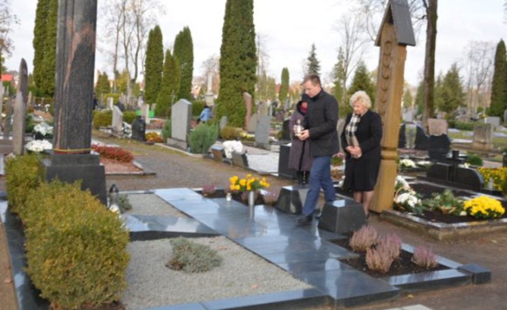 Prisiminti miesto vadovai, Seimo nariai ir garsūs Marijampolės žmonės