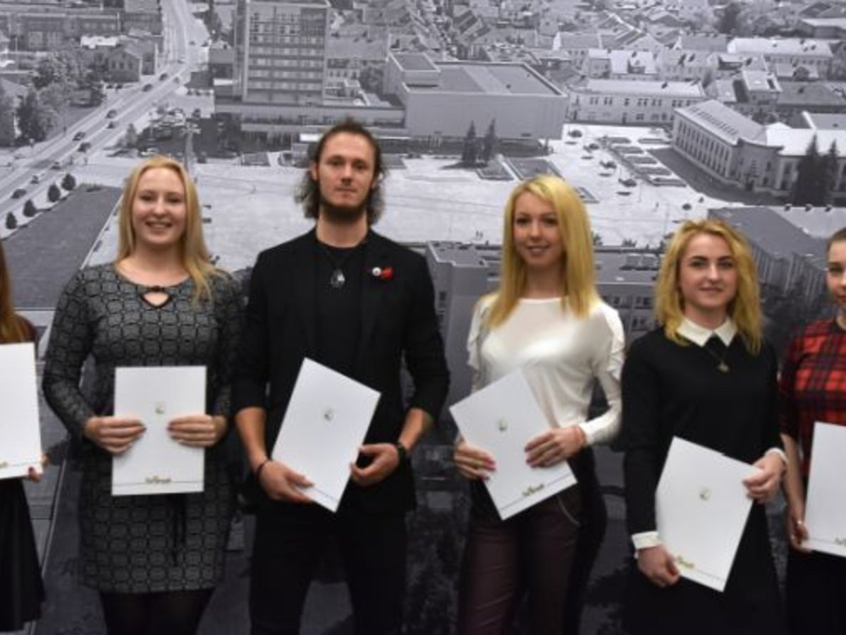 Savivaldybės stipendijos – Marijampolės kolegijos studentų skatinimui