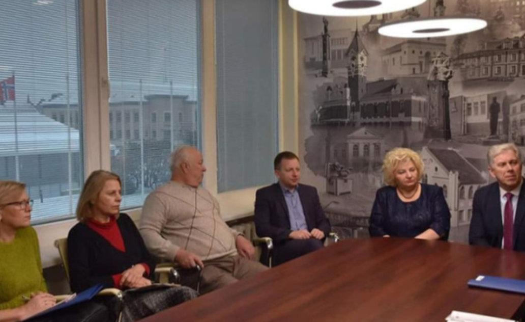 Marijampolės savivaldybės vadovai susitiko su profesinių sąjungų vadovais ir atstovais