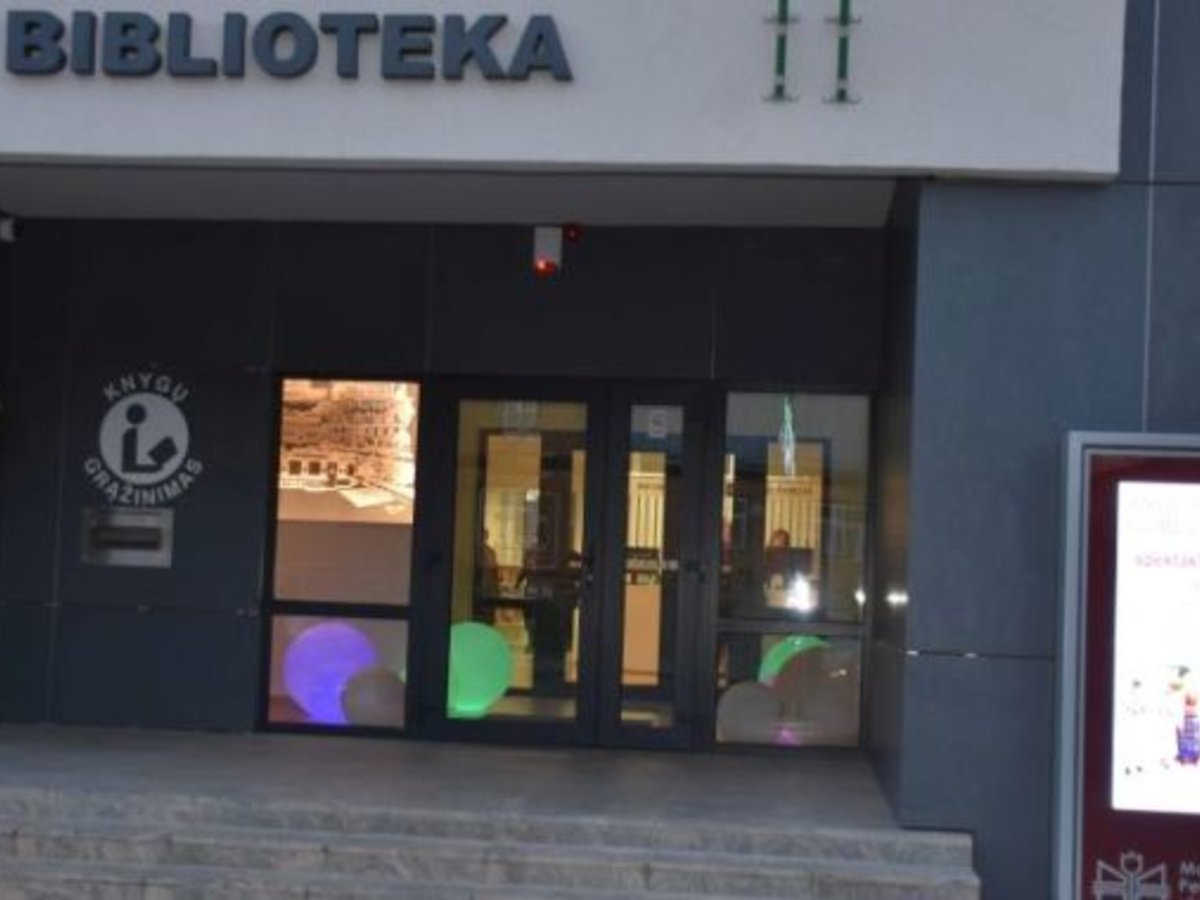 Atnaujinta ir modernizuota viešoji biblioteka: lankytojų laukia modernios erdvės ir interaktyvios...