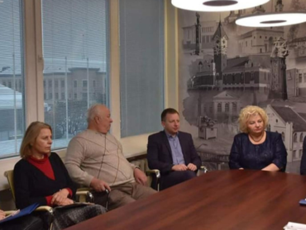 Marijampolės savivaldybės vadovai susitiko su profesinių sąjungų vadovais ir atstovais