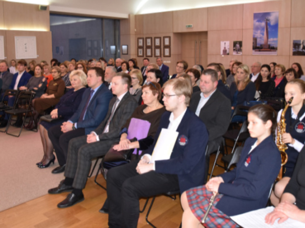 Marijampolės savivaldybės merė popietę praleido su sveikatos priežiūros ir socialinių įstaigų...