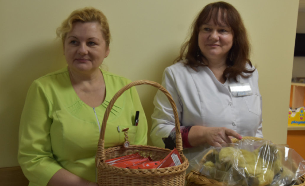Marijampolės ligoninėje sveikstantiems ligoniukams - vokiečių samariečių dovanėlės