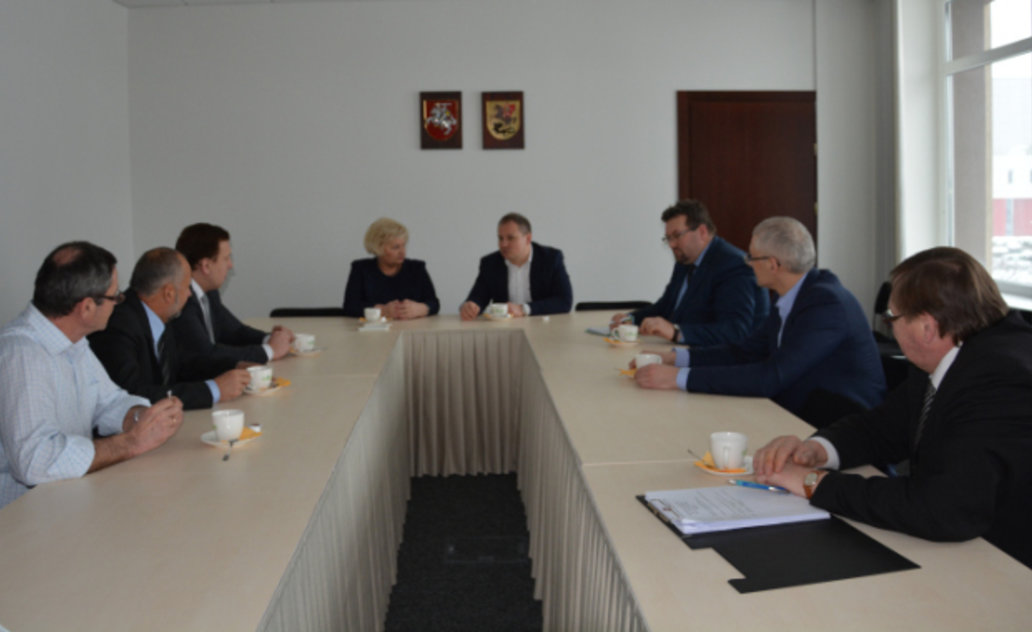 Su Marijampolės savivaldybės vadovais ir žemdirbiais susitiko žemės ūkio ministras