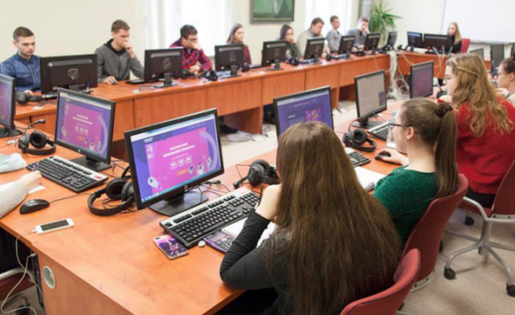 Marijampolės gyventojai – vieni aktyviausių Nacionalinio ekonomikos egzamino dalyvių