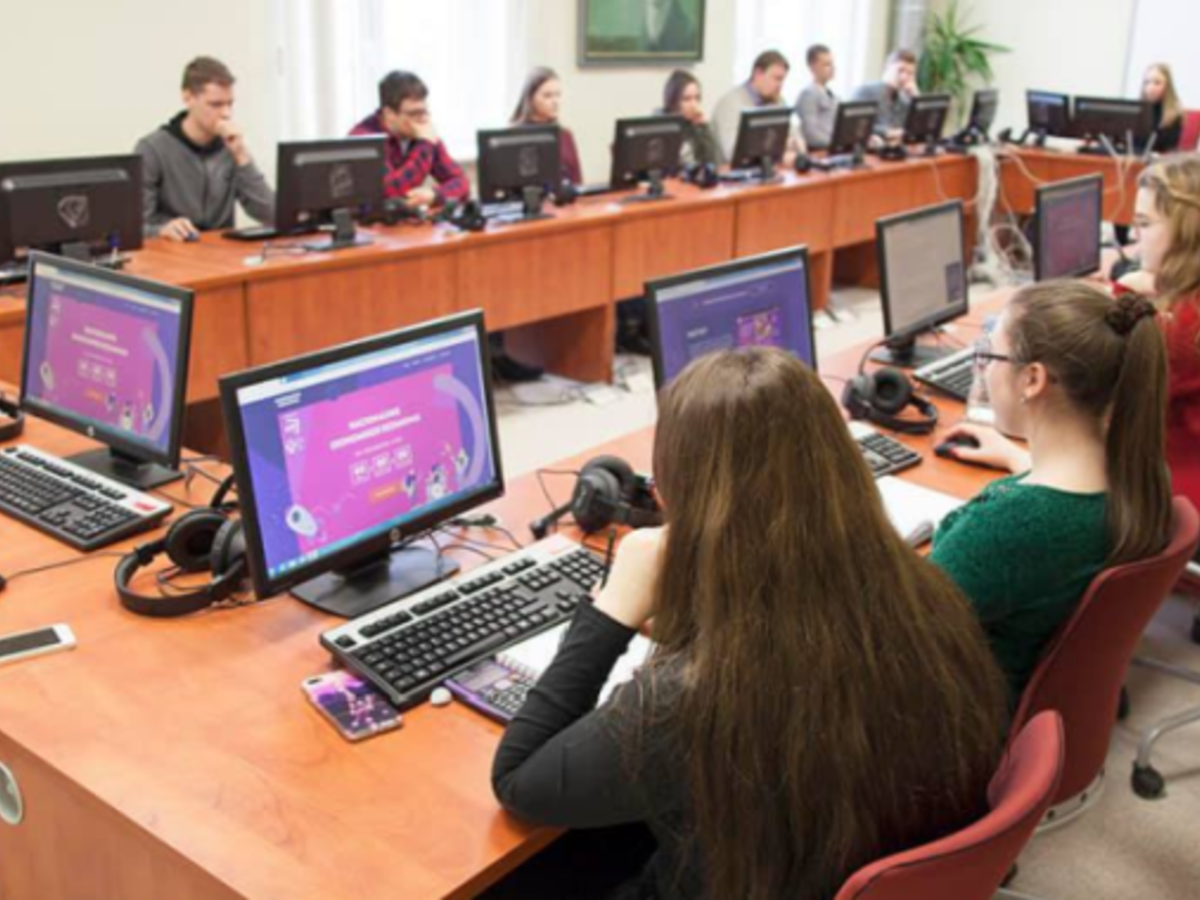 Marijampolės gyventojai – vieni aktyviausių Nacionalinio ekonomikos egzamino dalyvių