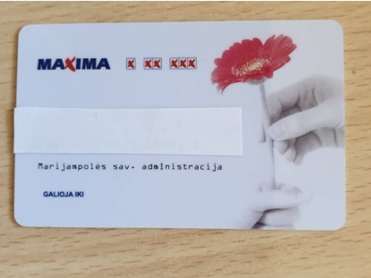 Su socialine kortele - į prekybos centrą „Maxima“