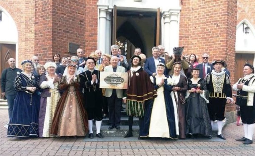 Muziejaus Marijampolės įkūrėjams grafams Butleriams atidaryme Lenkijoje - gausi marijampoliečių...