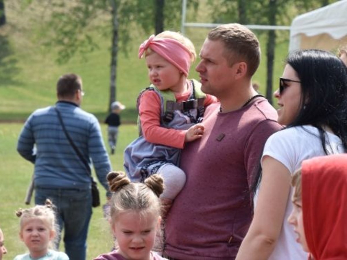 Pirmą kartą Rygiškių Jono gimnazijos stadione - nuotaikinga Šeimų šventė!
