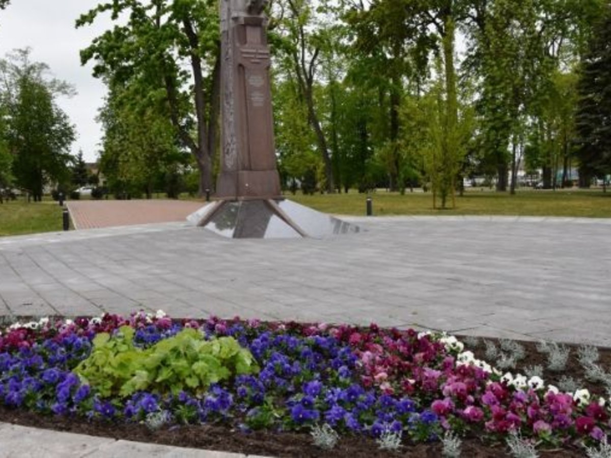 Marijampolė puošiasi naujais gėlių žiedais!