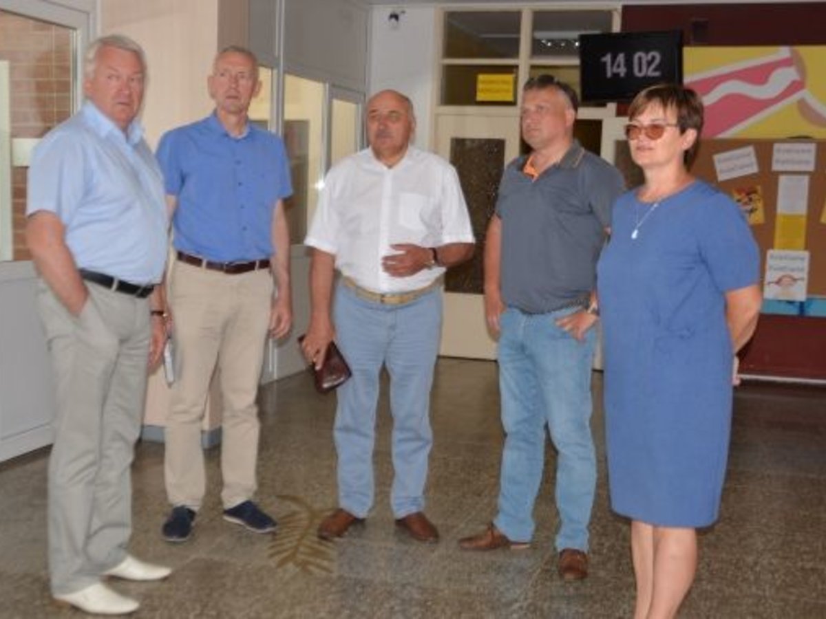 Tarybos komitetas domėjosi mokyklų pertvarkos darbais