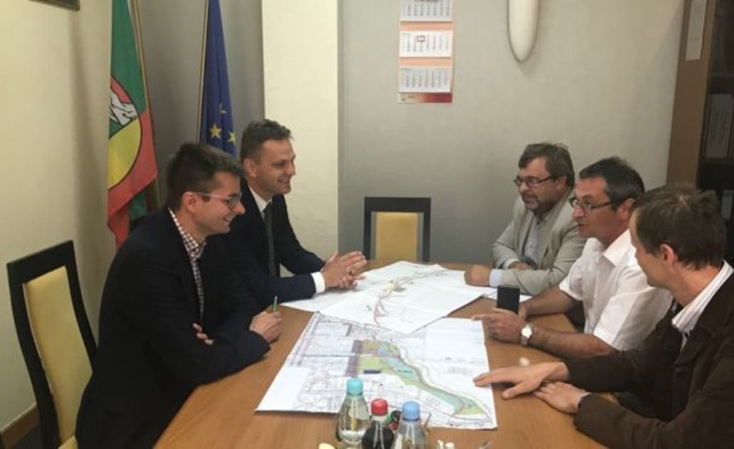 Su partneriais Suvalkų miesto savivaldybėje aptarta bendro projekto paraiška