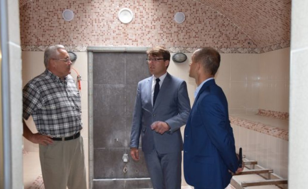 Marijampolės savivaldybės vicemeras Artūras Visockis domisi Marijampolės sporto įstaigų veikla