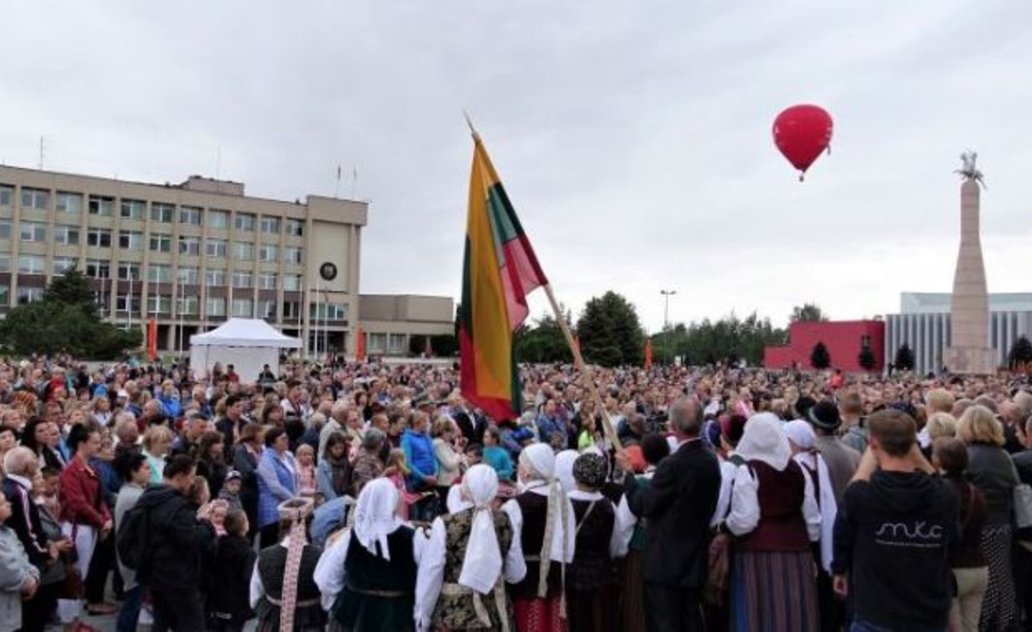 Valstybės dieną Marijampolėje skambėjo darni „Tautiška giesmė“