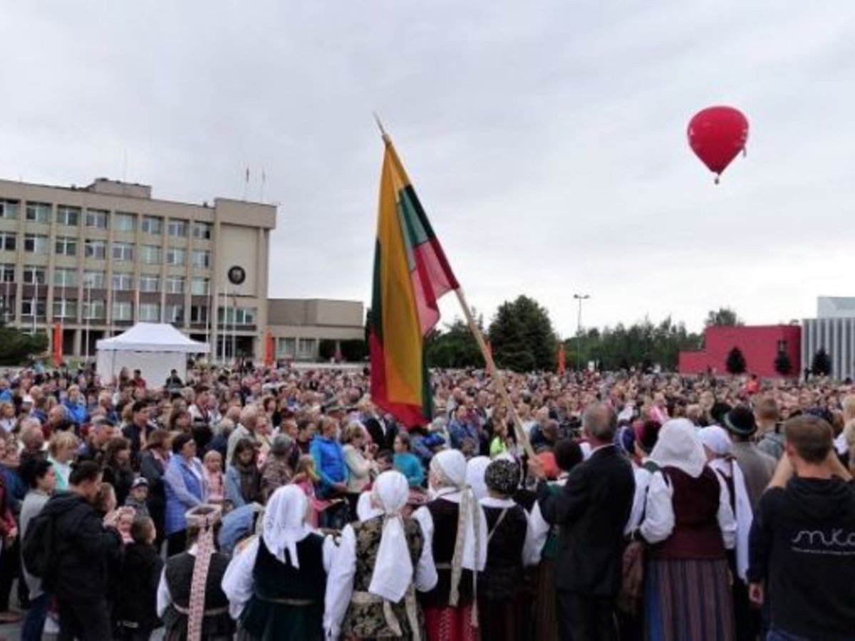 Valstybės dieną Marijampolėje skambėjo darni „Tautiška giesmė“