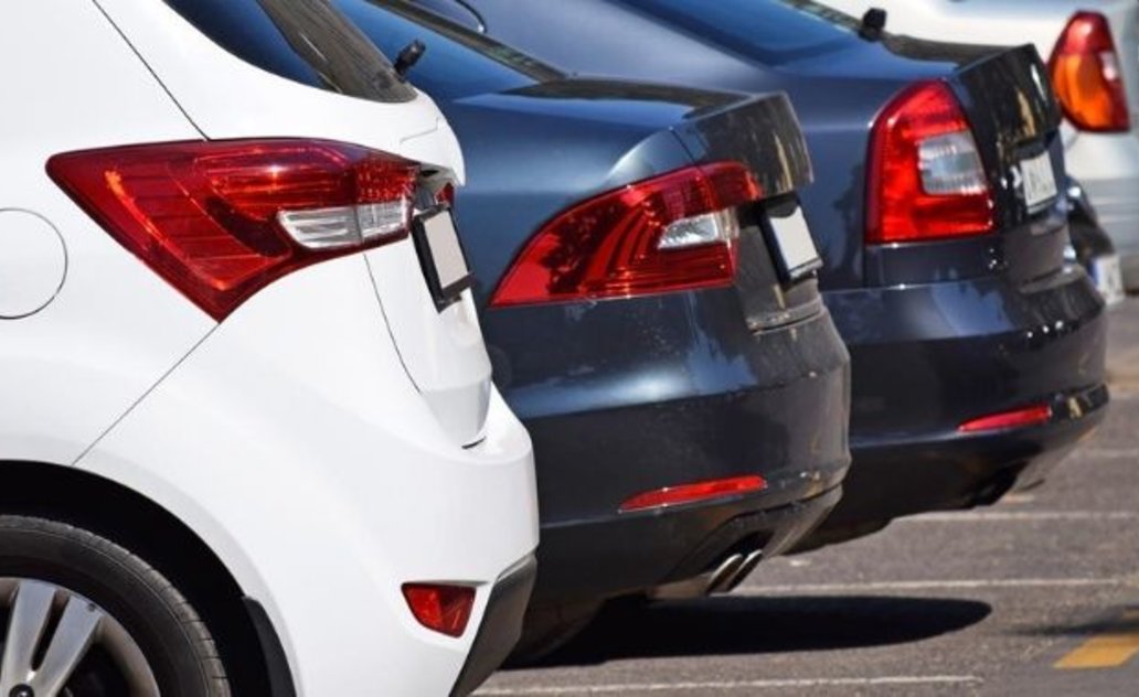 DĖMESIO! Dėl automobilių parkavimo Kauno gatvėje rugpjūčio 22 d. 