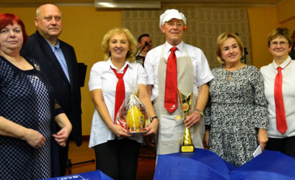 Antrajame cepelinų virimo čempionate nugalėjo dvariškiai