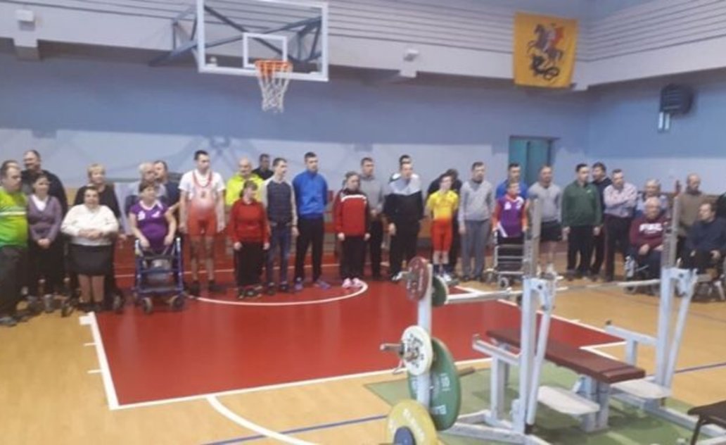 Trečią kartą organizuotas žmonių su negalia jėgos turnyras „Jums demonstruojama jėga“
