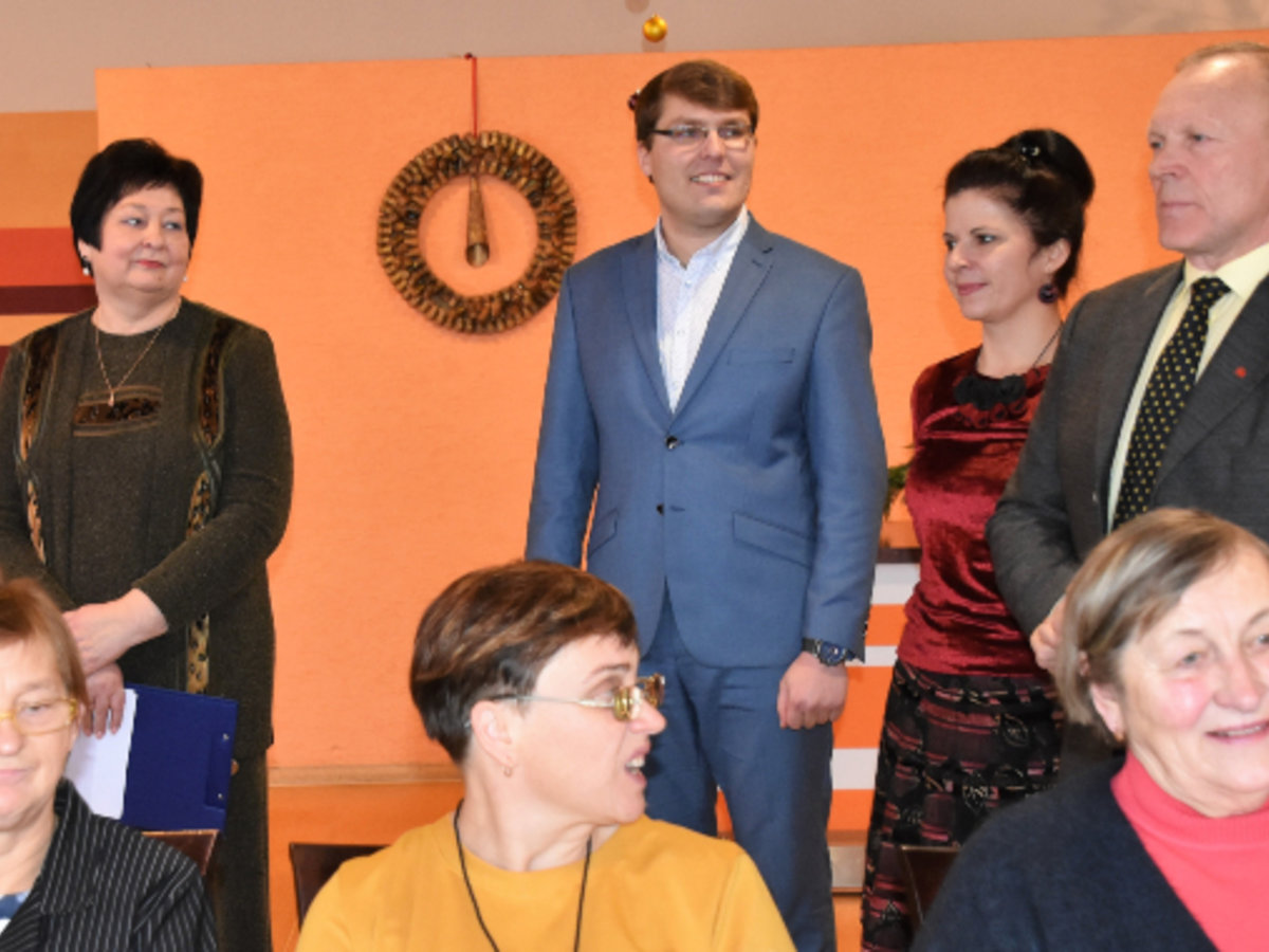 Neįgaliųjų draugijos nariai  susibūrė šventinei  popietei