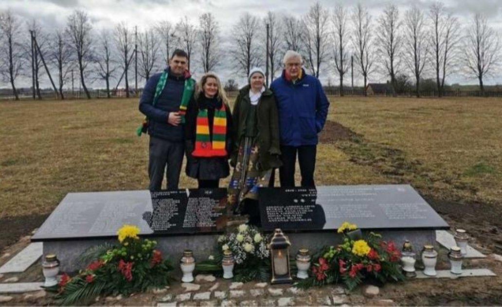 Liudvinave atidengtas paminklas Nepriklausomybės kovų Liudvinavo valsčiaus savanoriams