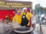 Komandos kapitonas vicemeras Sigitas Valančius ir vyriausias virėjas Kęstutis Petraška