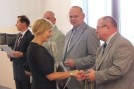 Savivaldybės vadovai sveikina mokytoją Daivą Liaukuvienę