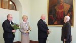 Mero ir jį lydėjusių asmenų pasveikinimas