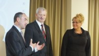 KPPAR prezidentas M. Romdomanskas, filialo tarybos pirmininkas K. Svitojus, direktorė A. Pabedinskienė