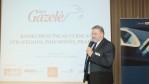 Konferencijos dalyvius sveikina mero pavaduotojas A. Žvaliauskas